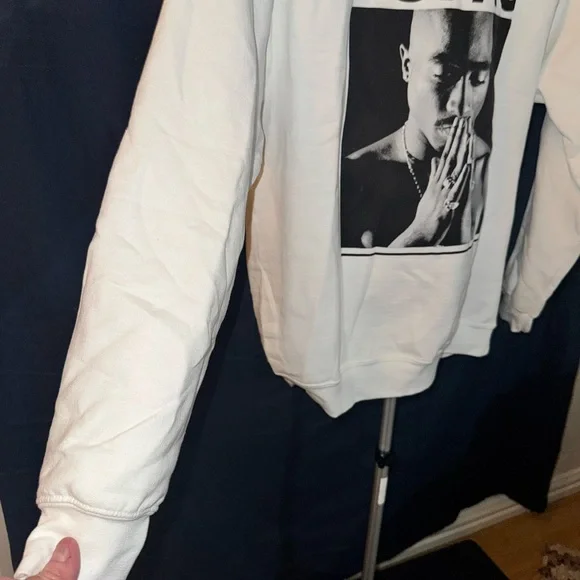 White Graphic Men's Sweater - Picture 4 of 7